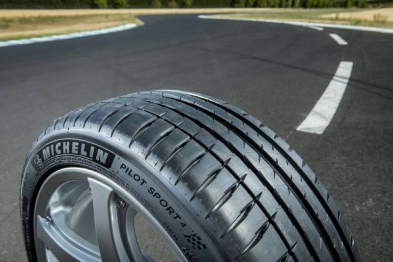 Notre zone d'activité pour ce service Vente de pneus marque Pirelli : P Zero, Cinturato P7, Scorpion Verde